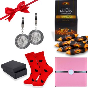 Walentynkowy zestaw dla Niej – srebrne kolczyki + pudełeczko + słodycze + gratis skarpetki love w pudełku prezentowym (NW-23-2-19)